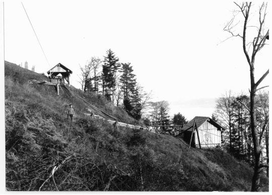 Foto Seilburg einer Drahtseilriese