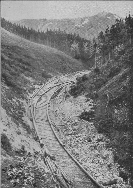 Foto "Bärengraben-Riesweg. Holzmontierung mit einfachen Querschwellen"