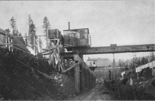 Foto "Umladestelle für Kranbetrieb"