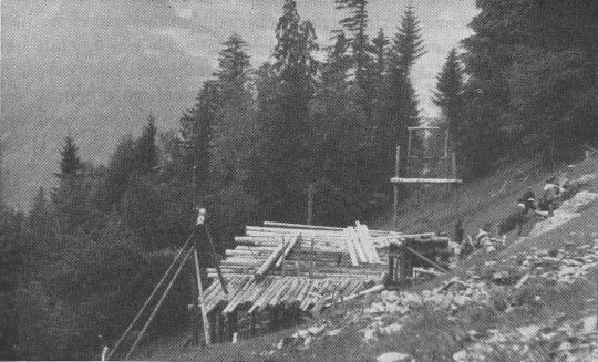 Foto "... Betrieb einer kurzen Zubringerbahn ohne Motor für Bergauftransport, Savoyen"