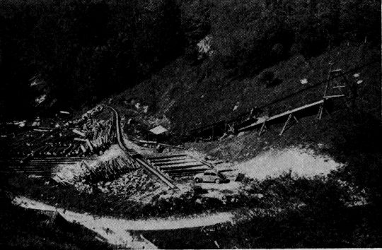 Foto "Entladestelle einer Umlaufseilbahn mit Innenradius"