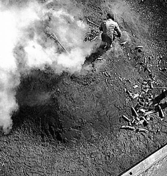 Foto "Im Napfgebiet wird das alte Gewerbe der Holzkohlenbereitung noch immer ausgeübt"