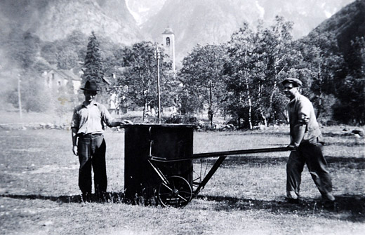 Foto Transportabler Köhlerofen