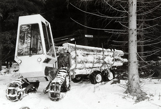Foto Rückezug mit Raupen