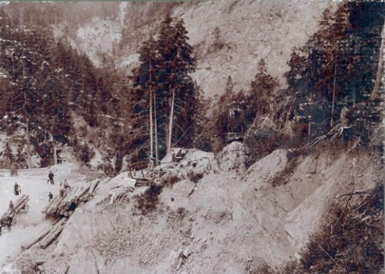 Foto Verladestation einer Seilbahn