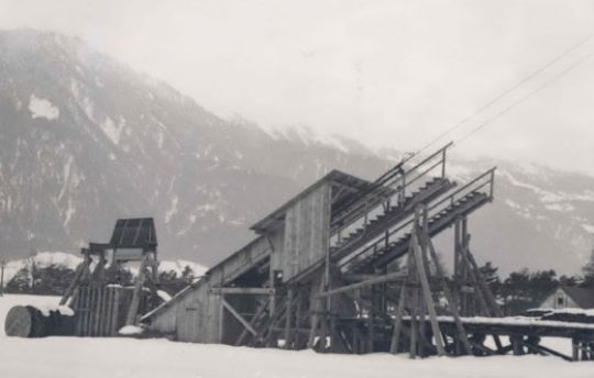 Foto Talstation Seilbahn Calanda
