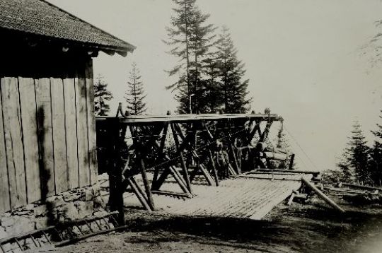 Foto Umlaufseilbahn, Bergstation